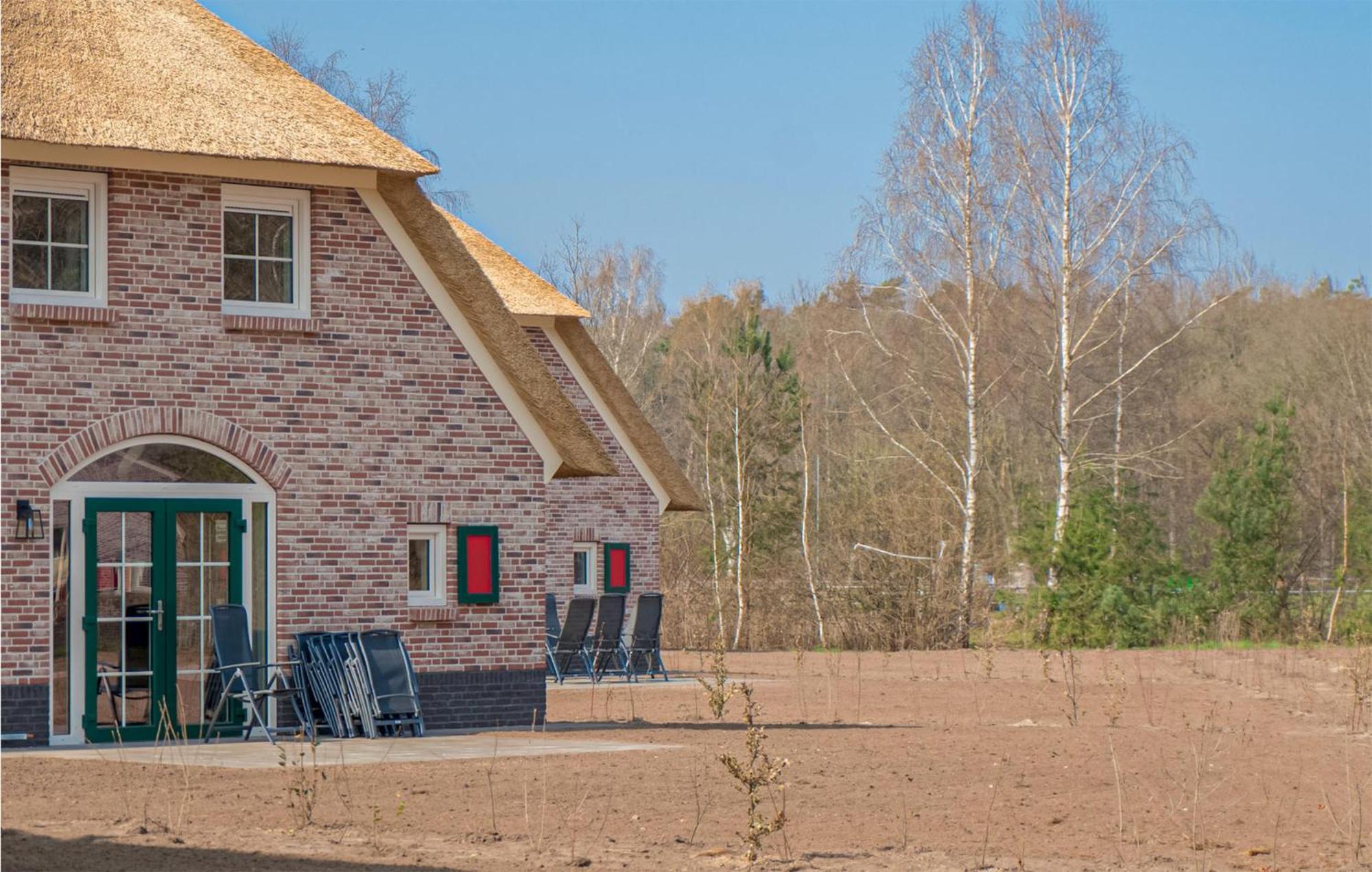 Cozy Home In Den Ham With Kitchen Zewnętrze zdjęcie